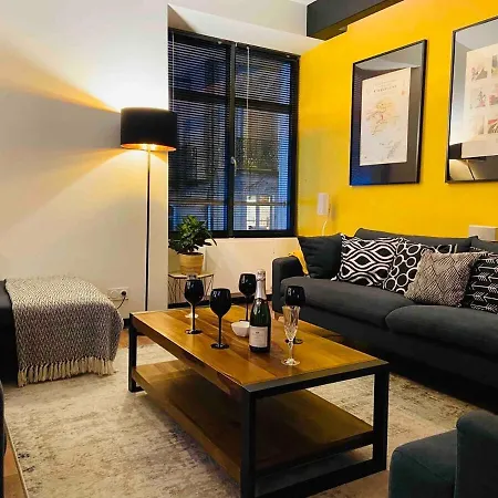 Le Palais Episcopal ~ Loft Hyper Centre ~ Parking Appartement