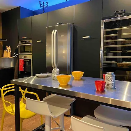 Le Palais Episcopal ~ Loft Hyper Centre ~ Parking Appartement *
