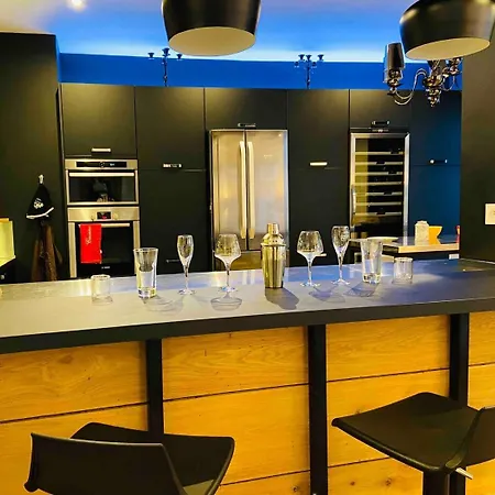 Appartement Le Palais Episcopal ~ Loft Hyper Centre ~ Parking