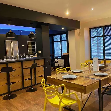 Le Palais Episcopal ~ Loft Hyper Centre ~ Parking Appartement *